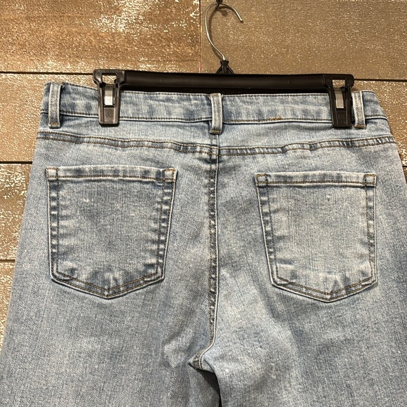 OAT high rise Lightwash crop ankle Jean size 8 - Picture 3 of 9